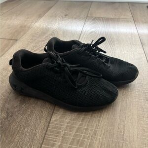 Under Armour Womens Black Athletic Shoes